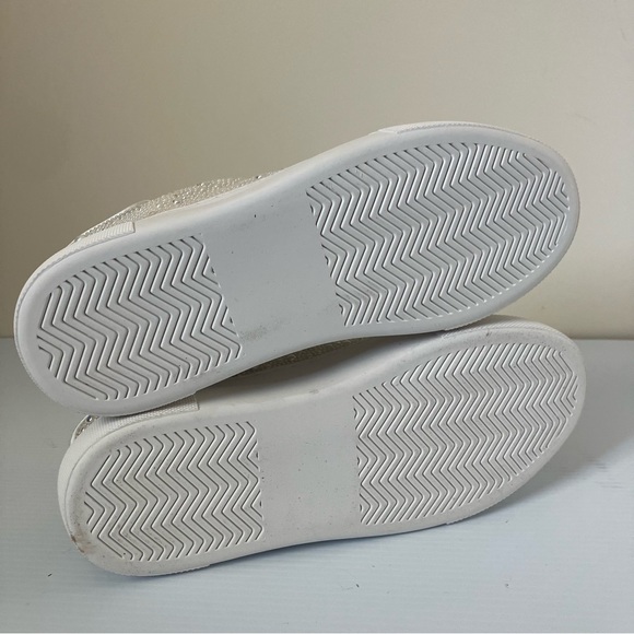 Betsey Johnson Suton Highwall Pearl Bling Platform Sneaker size 6 - Picture 9 of 12